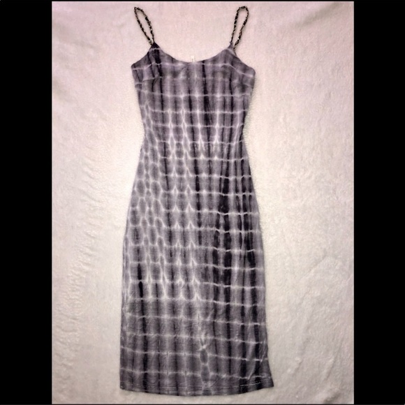 ALL DRESSES MARKED “👗” below are on a major sale! - Picture 7 of 11